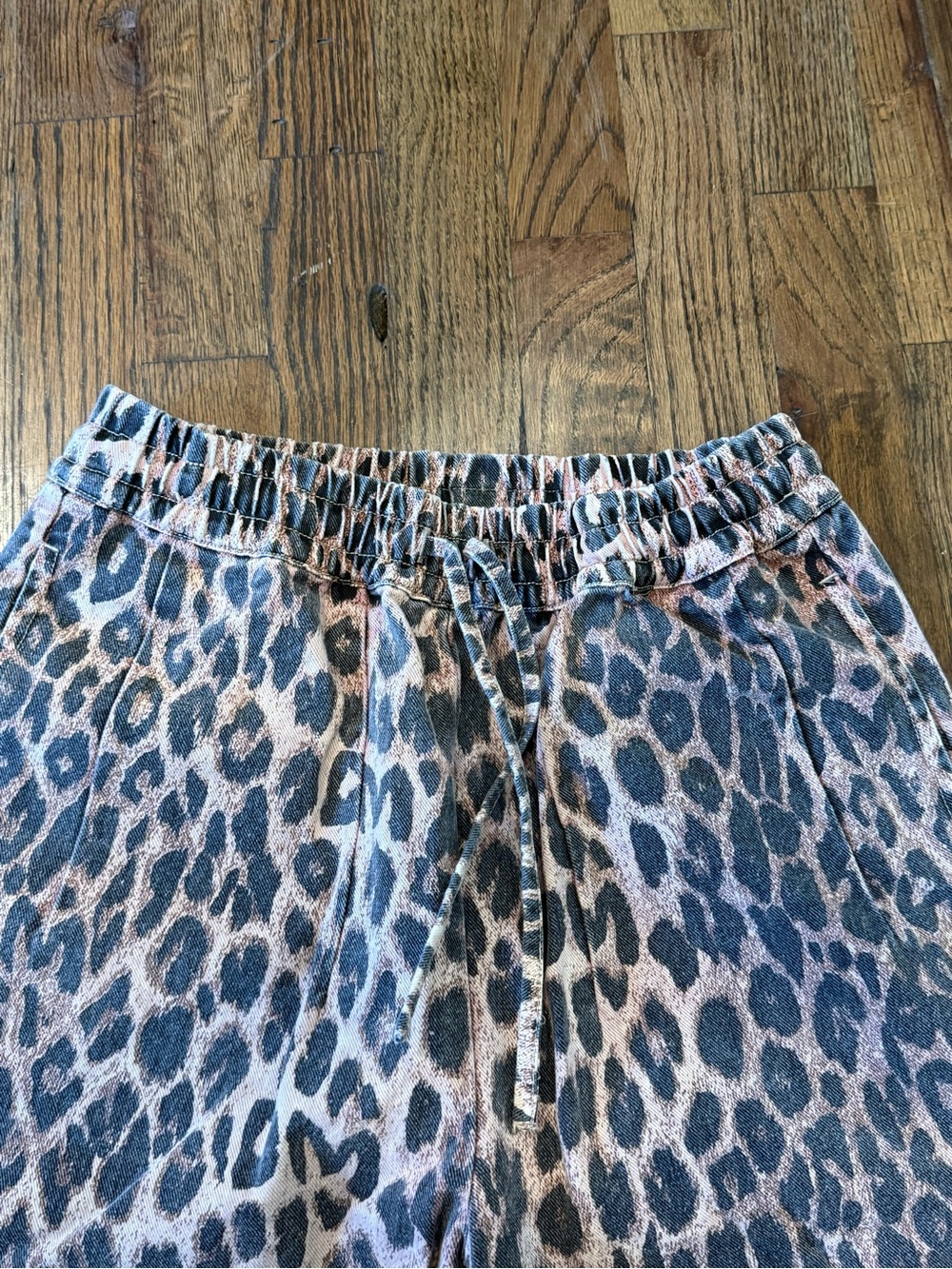 Damson Madder Rafe Leopard Print Trousers | Size 8 - Picture 6 of 11